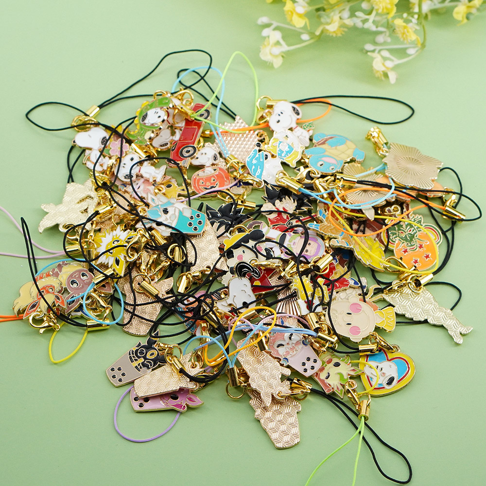 Random Mixed Cartoon Anime Pho - Phone Accessories Wholesale In China reseña y precio